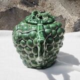 Green slurry teapot, grape pattern