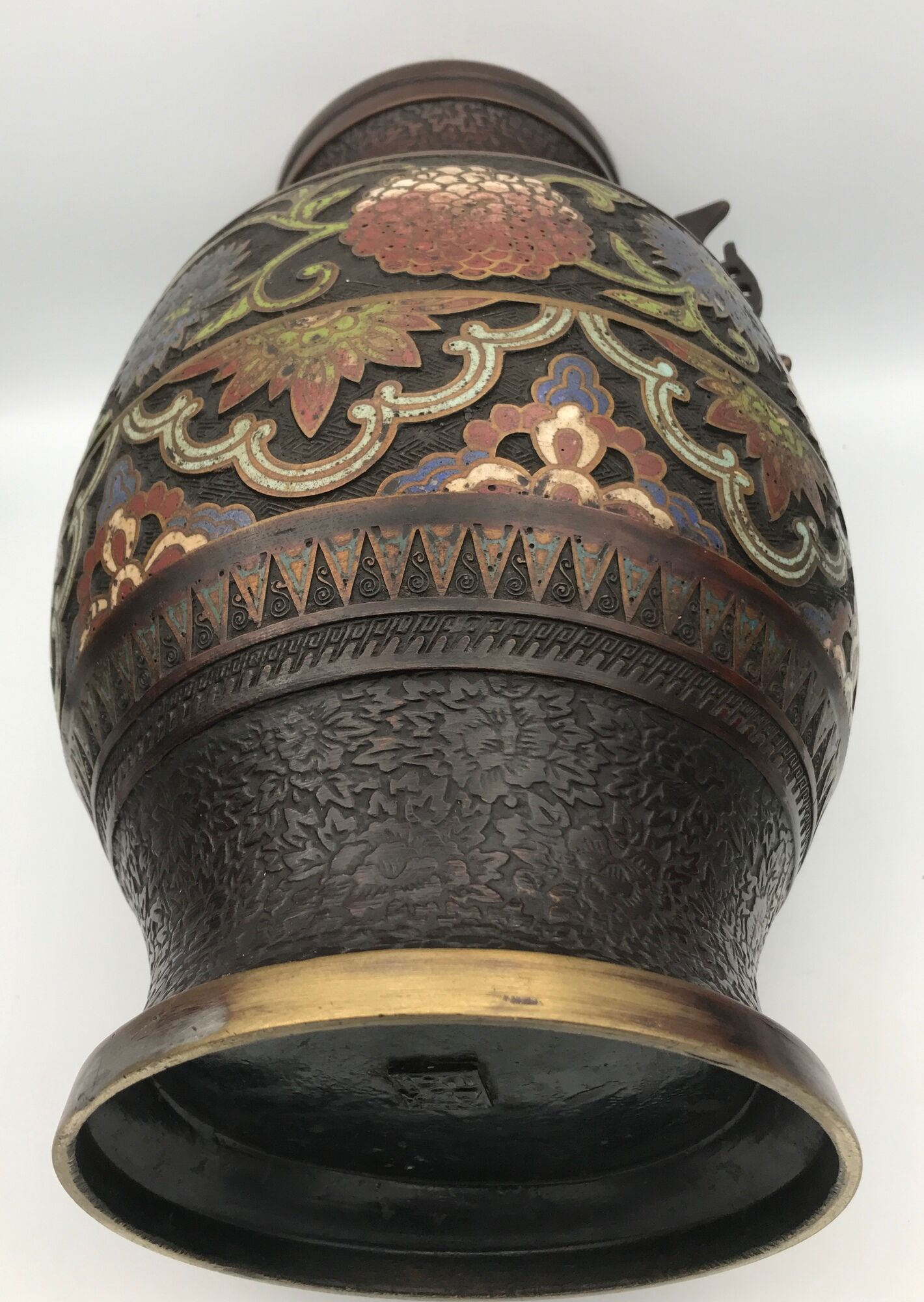 Asian cloisonné bronze vase with floral decoration, 19th century