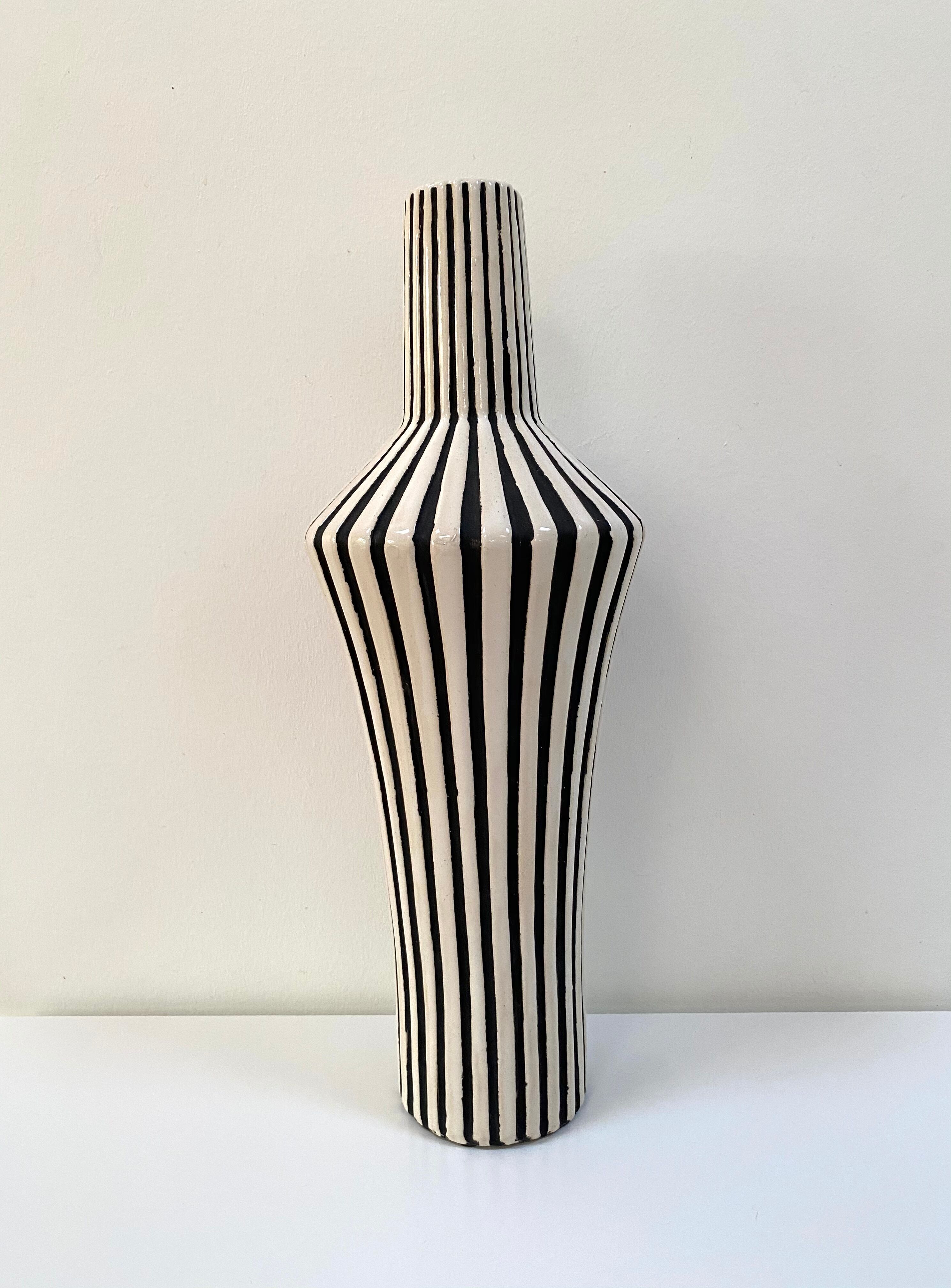 Graphic ceramic vase with black and white stripes