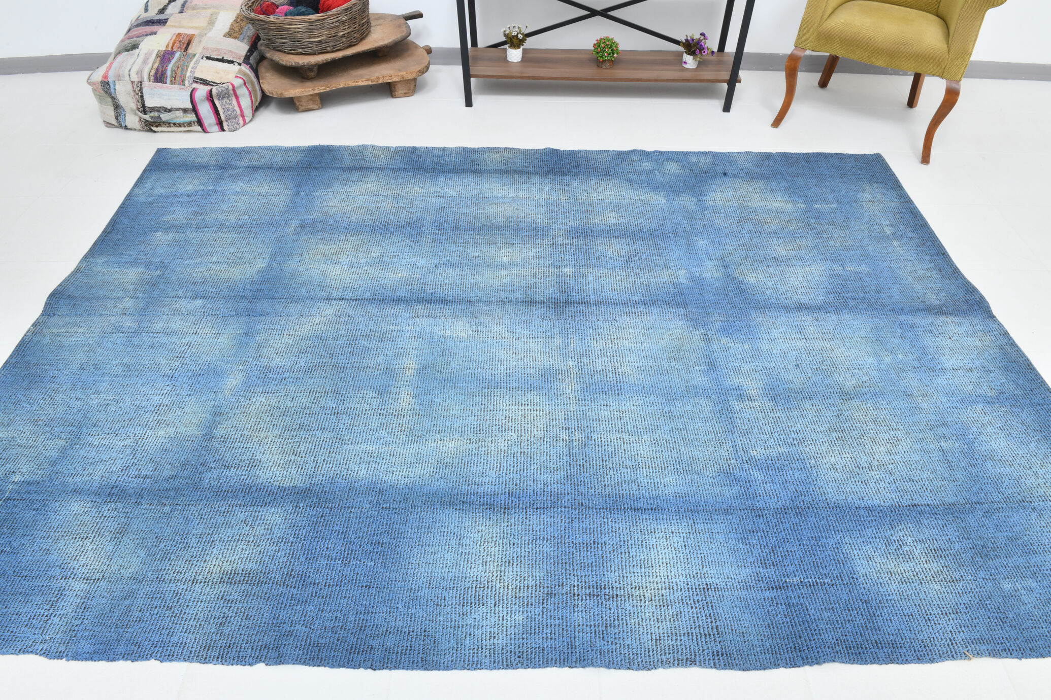 Blue vintage rug 209x294cm