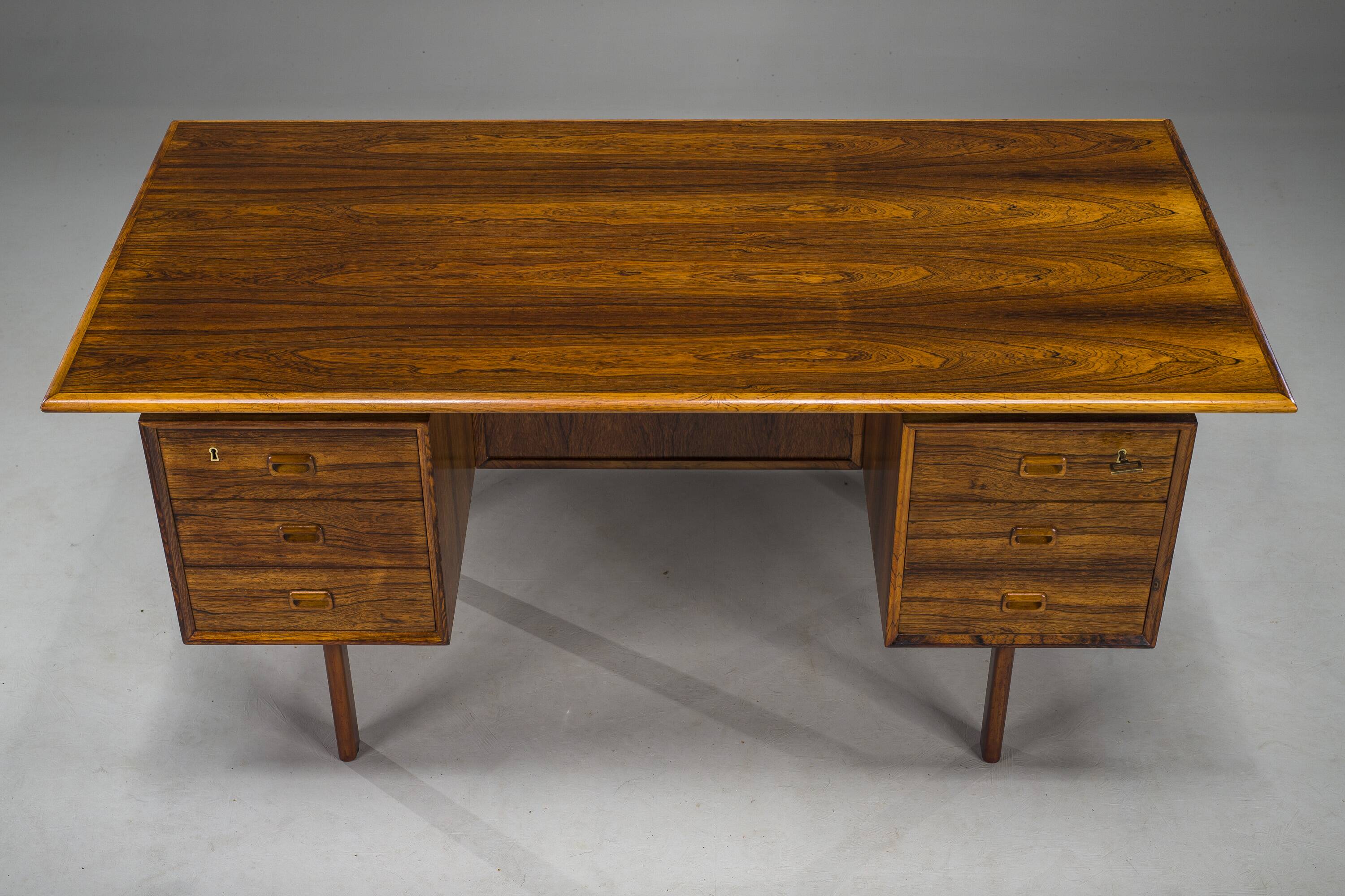 Bureau en palissandre, 1960