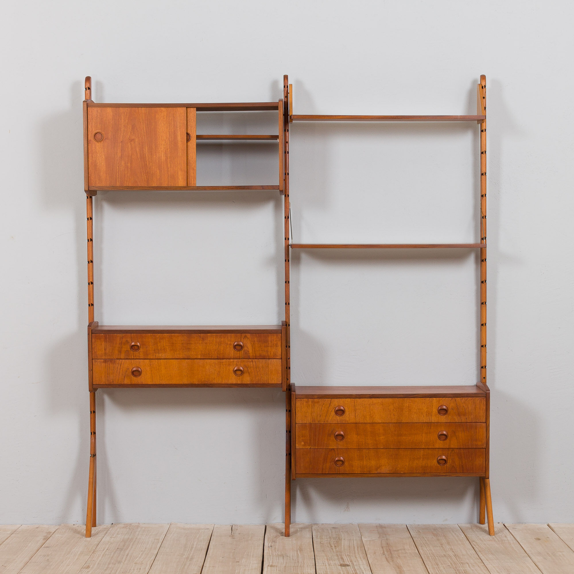 Teak 2-Bay Ergo Modular Wall Unit with double chest of drawers, a cabinet & 2 shelves by John Texmon