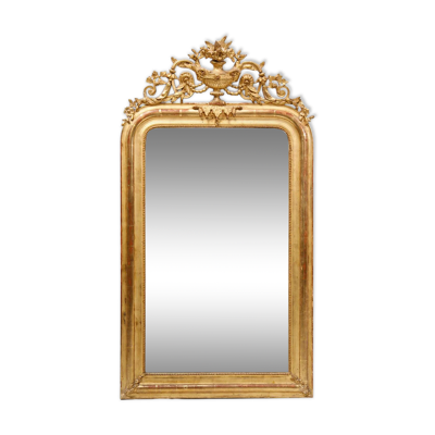Miroir Louis-Philippe du XIXe siècle avec vase et couronne de fleurs
