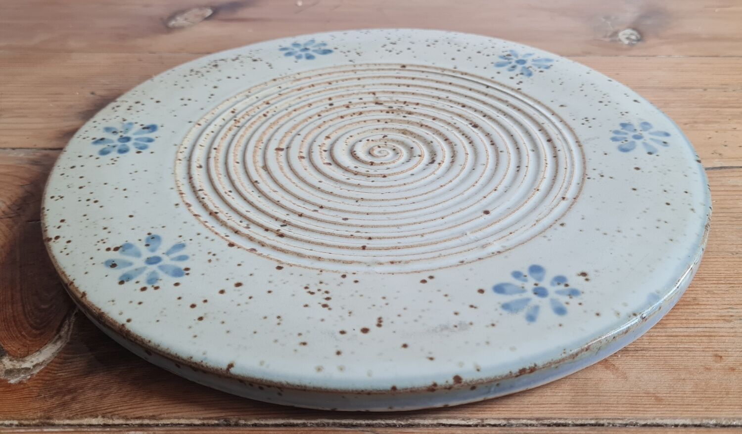 Glazed stoneware trifle