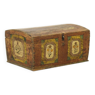 Antique Folk Art Painted bridal chest