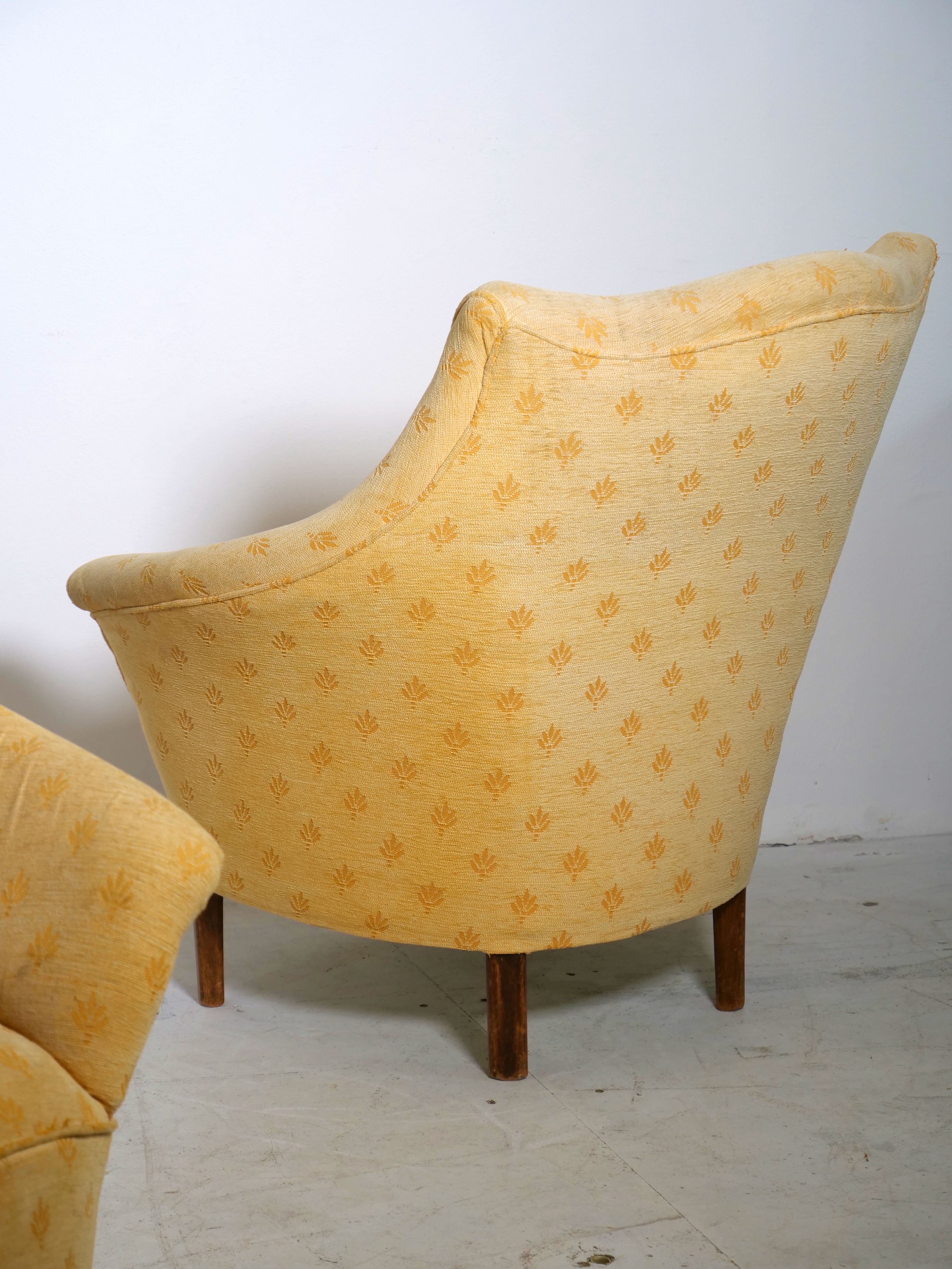 Pair of yellow vintage armchairs