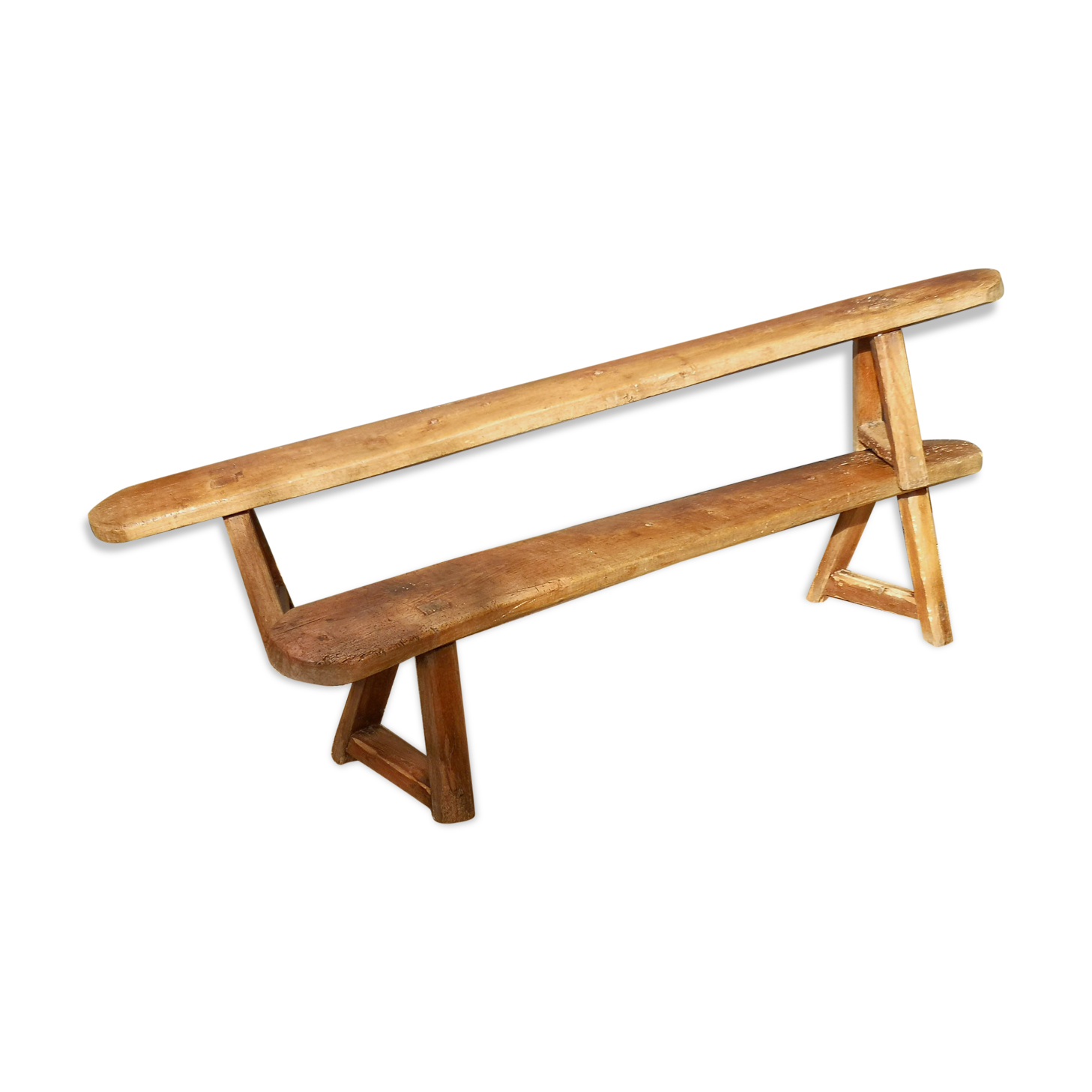 Paire de bancs de campagne en bois brut 18ème siècle