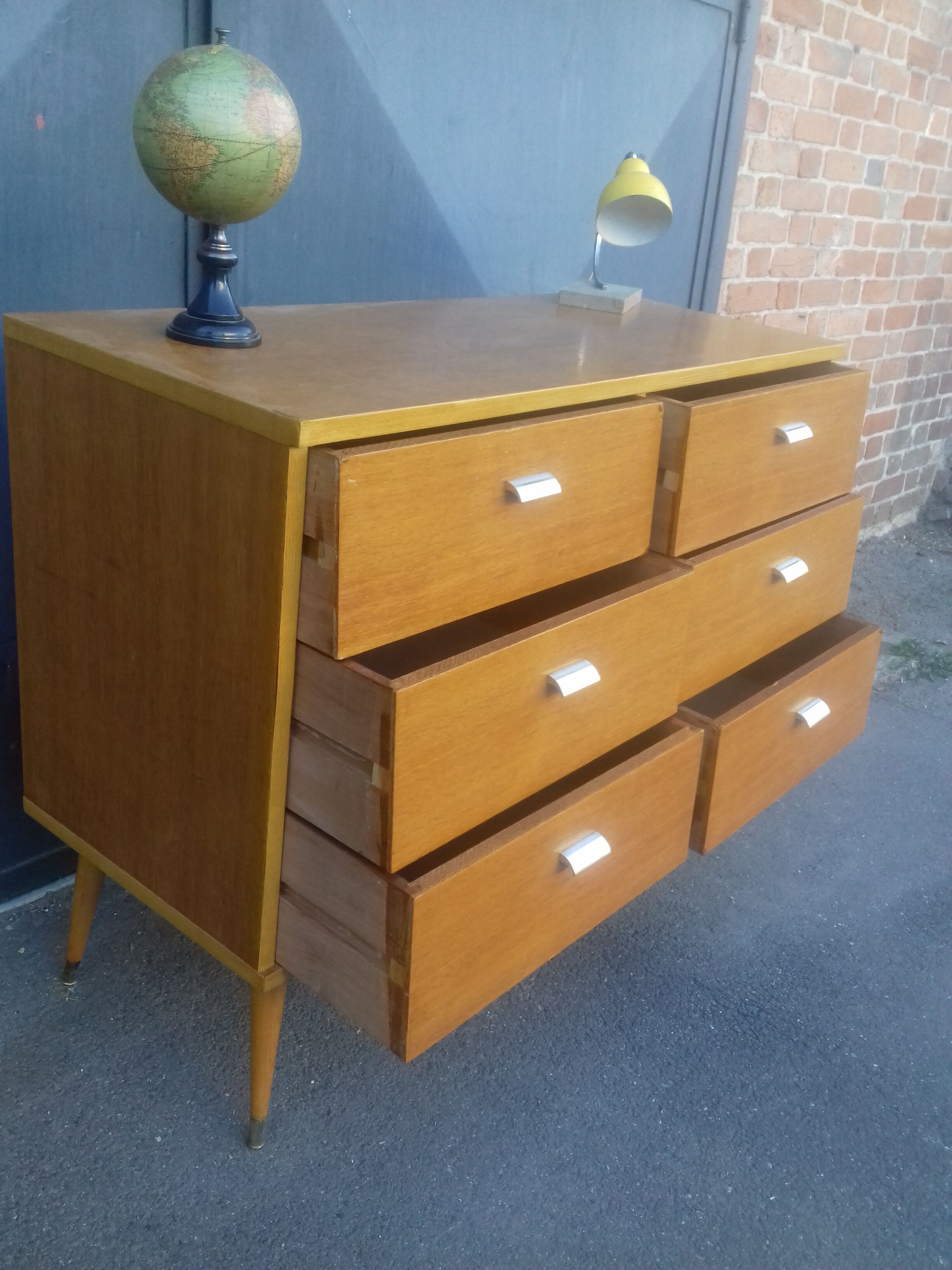 60s chest of drawers