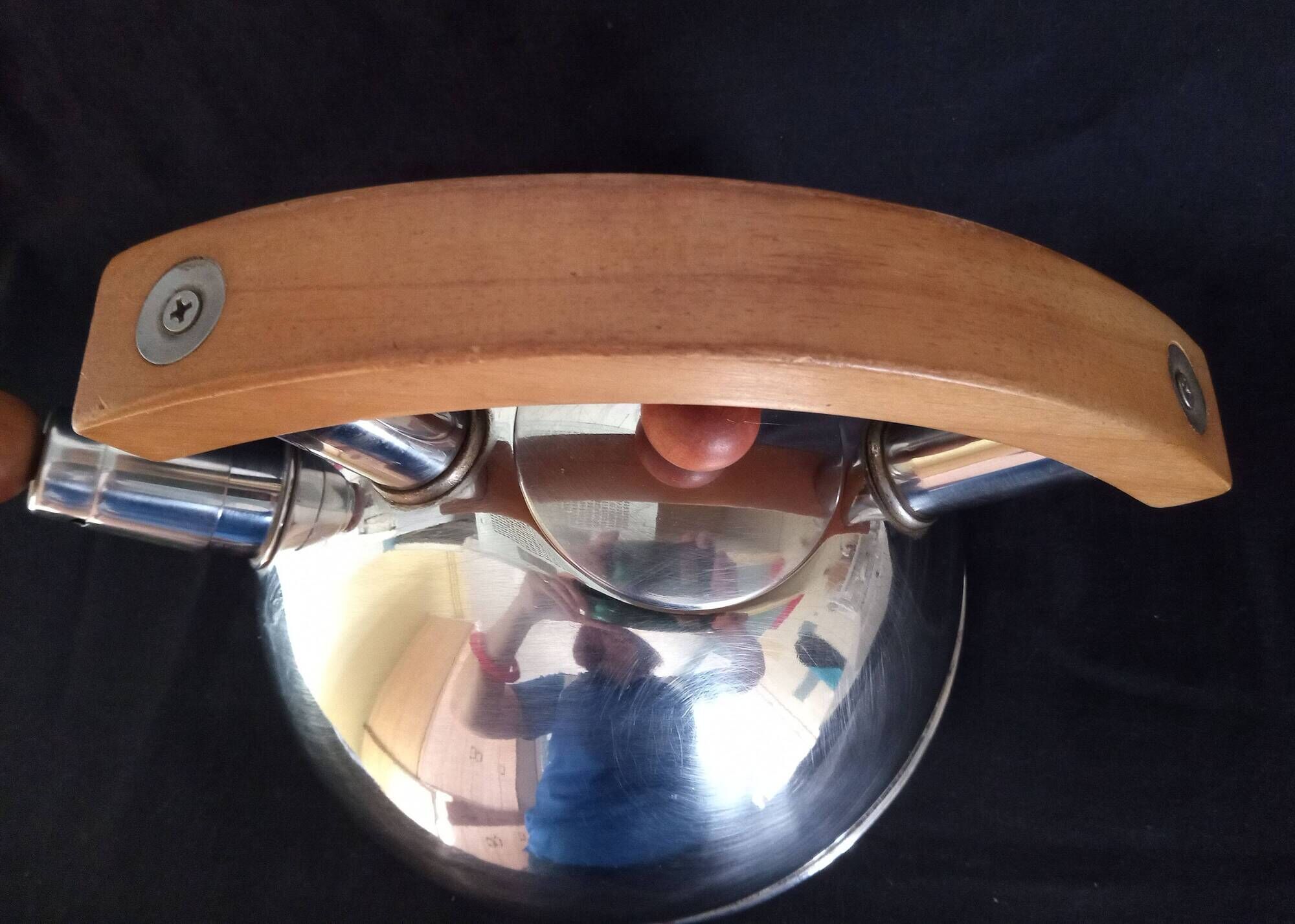 Art Deco manual kettle in stainless steel and wood, cap. 2L, 1930s