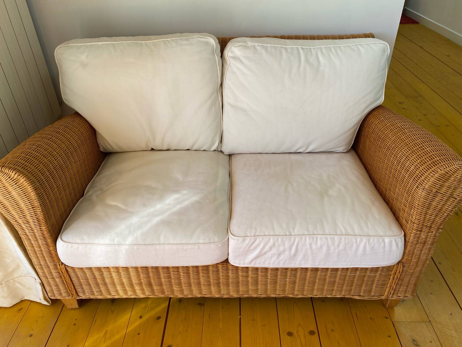Antique 2-seater rattan sofa from the 70s