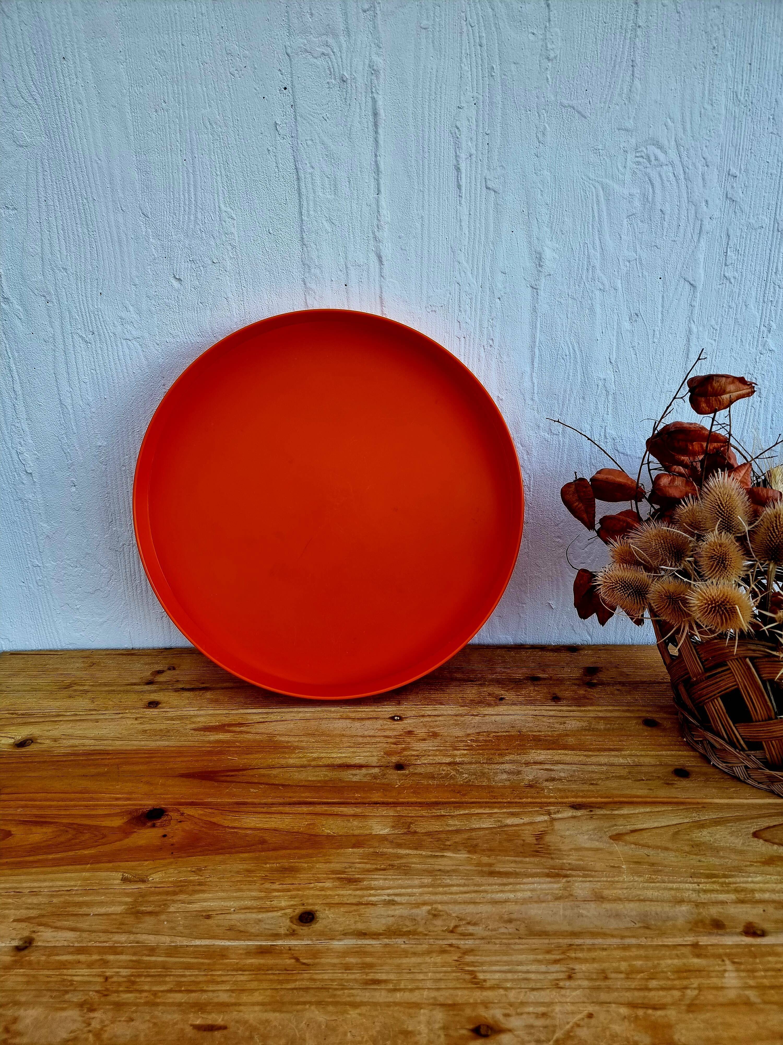 Round orange seventies tray