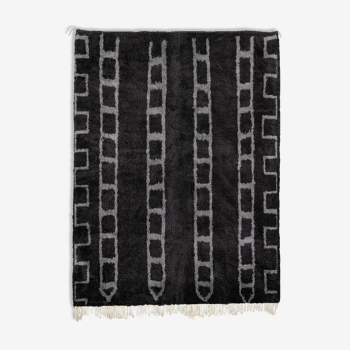 Tapis marocain moderne noir