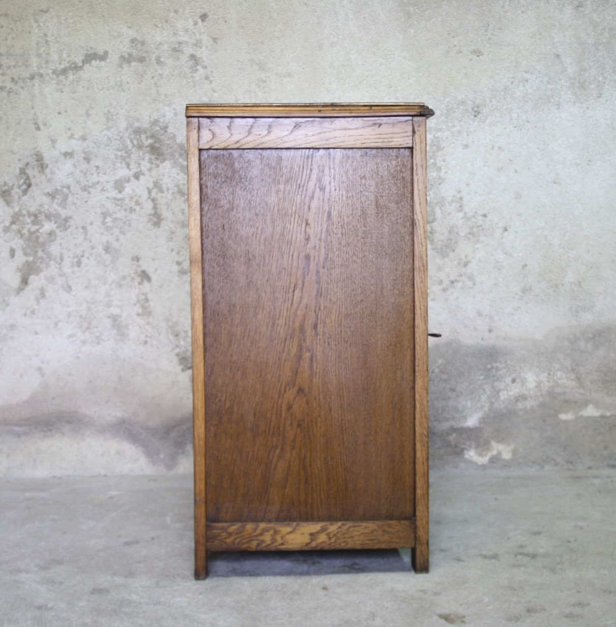 Art deco style jam maker