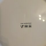 7 assiettes plates grès