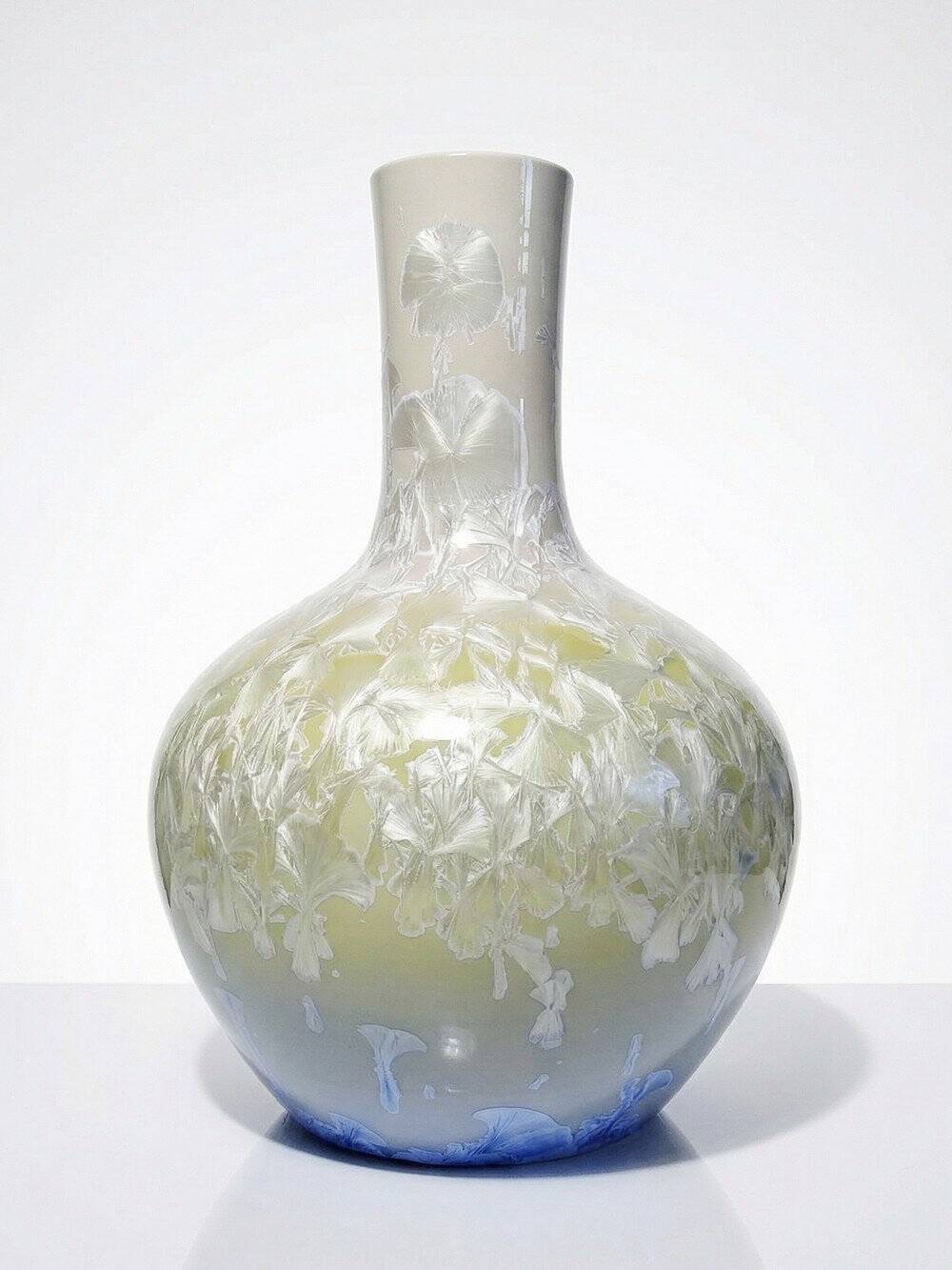 Vintage Jingdezhen Zhi porcelain globular vase with crystalline glazes.