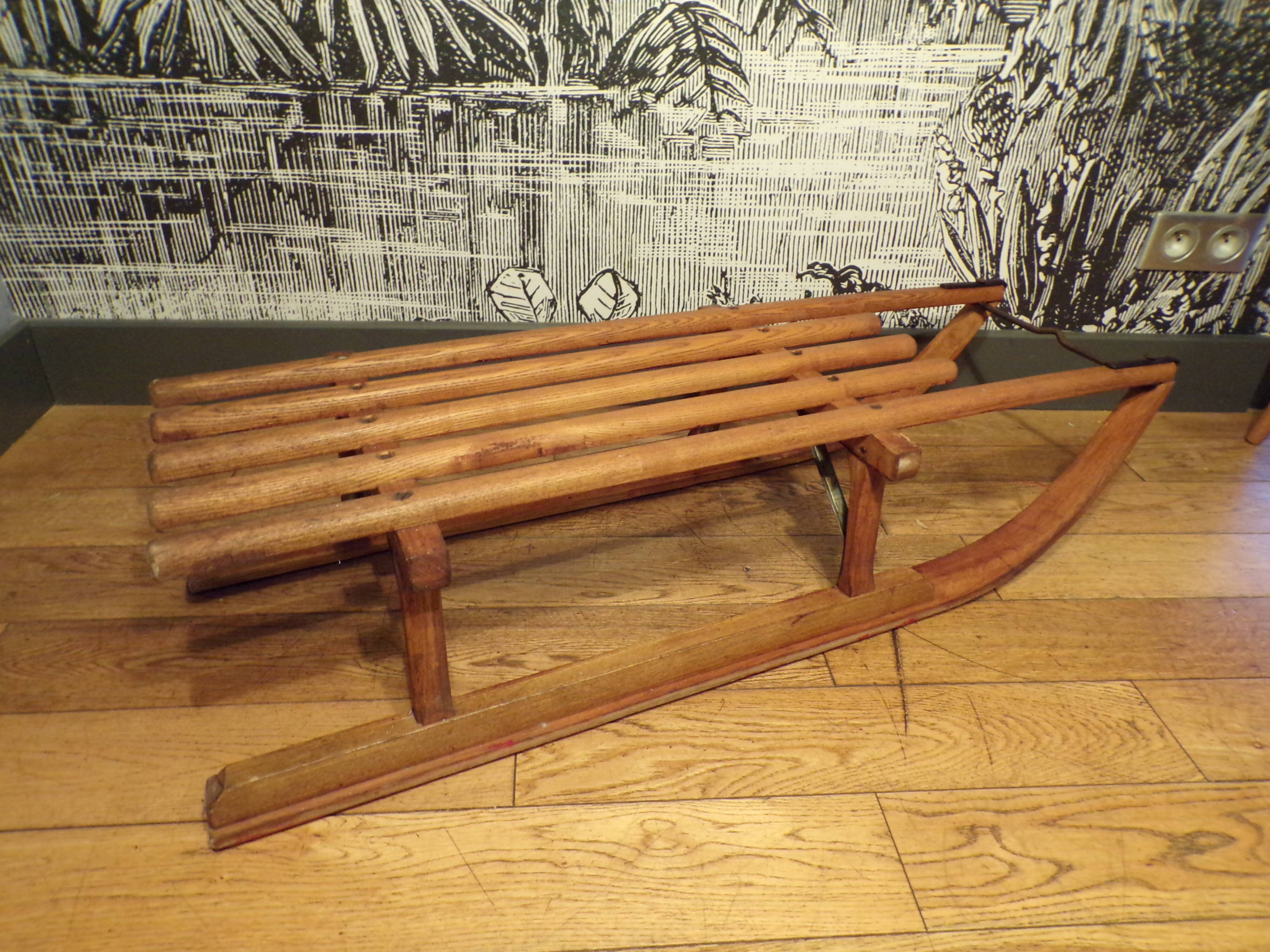 Old wooden sled L=102cm