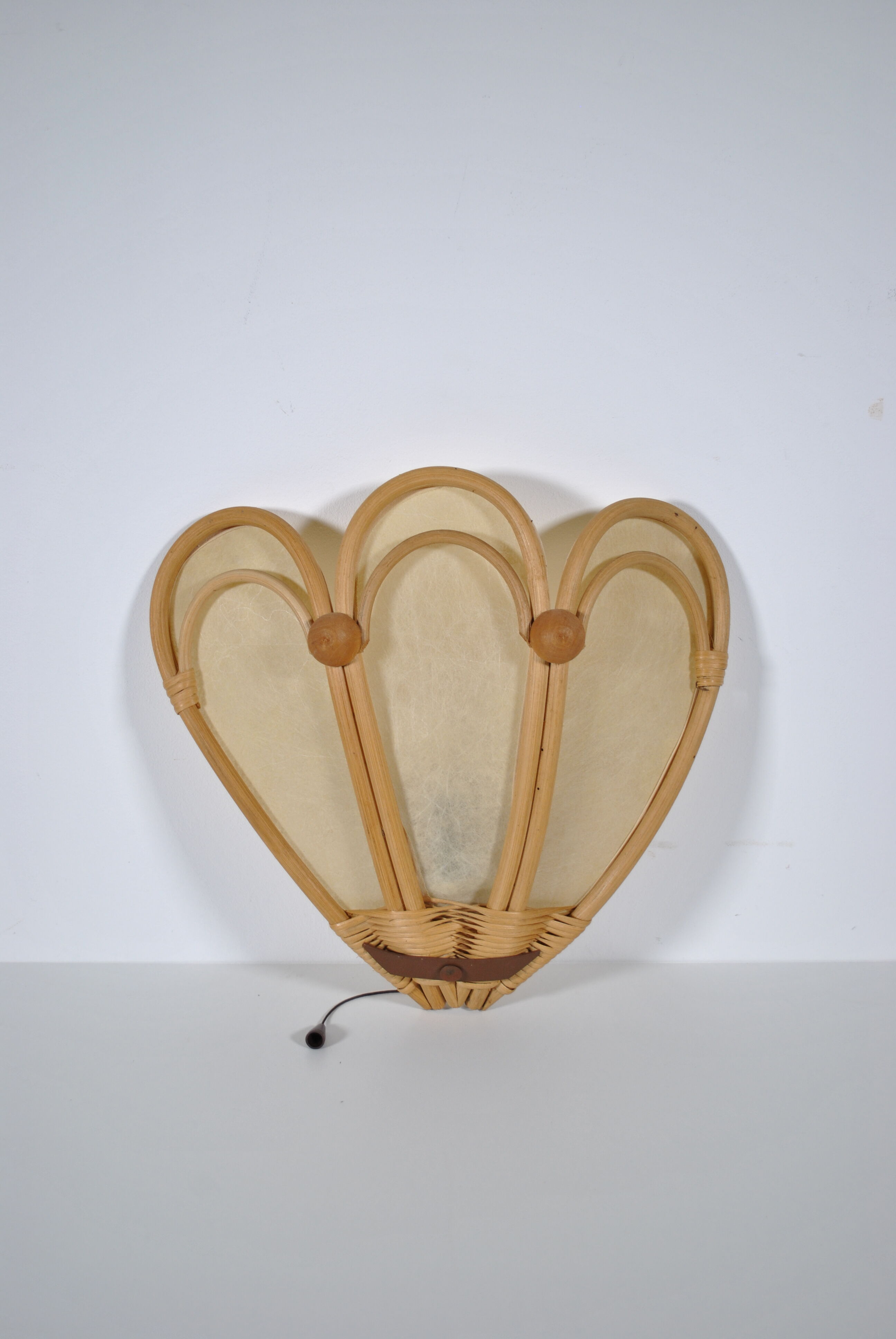 Rattan wall lamp 1970