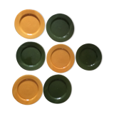 Flat plates in enamelled terracotta