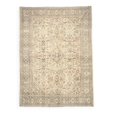 Tapis persan fait main en laine et coton beige des années 1970 291x387