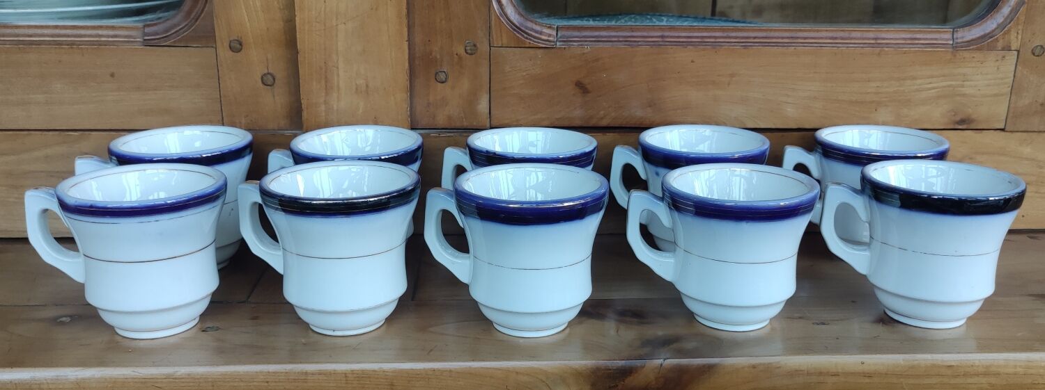 Series of 10 brulot cups/porcelain 19th century
