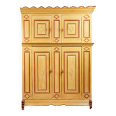 Unique hand-painted antique Dutch farmhouse cabinet from the 18th century