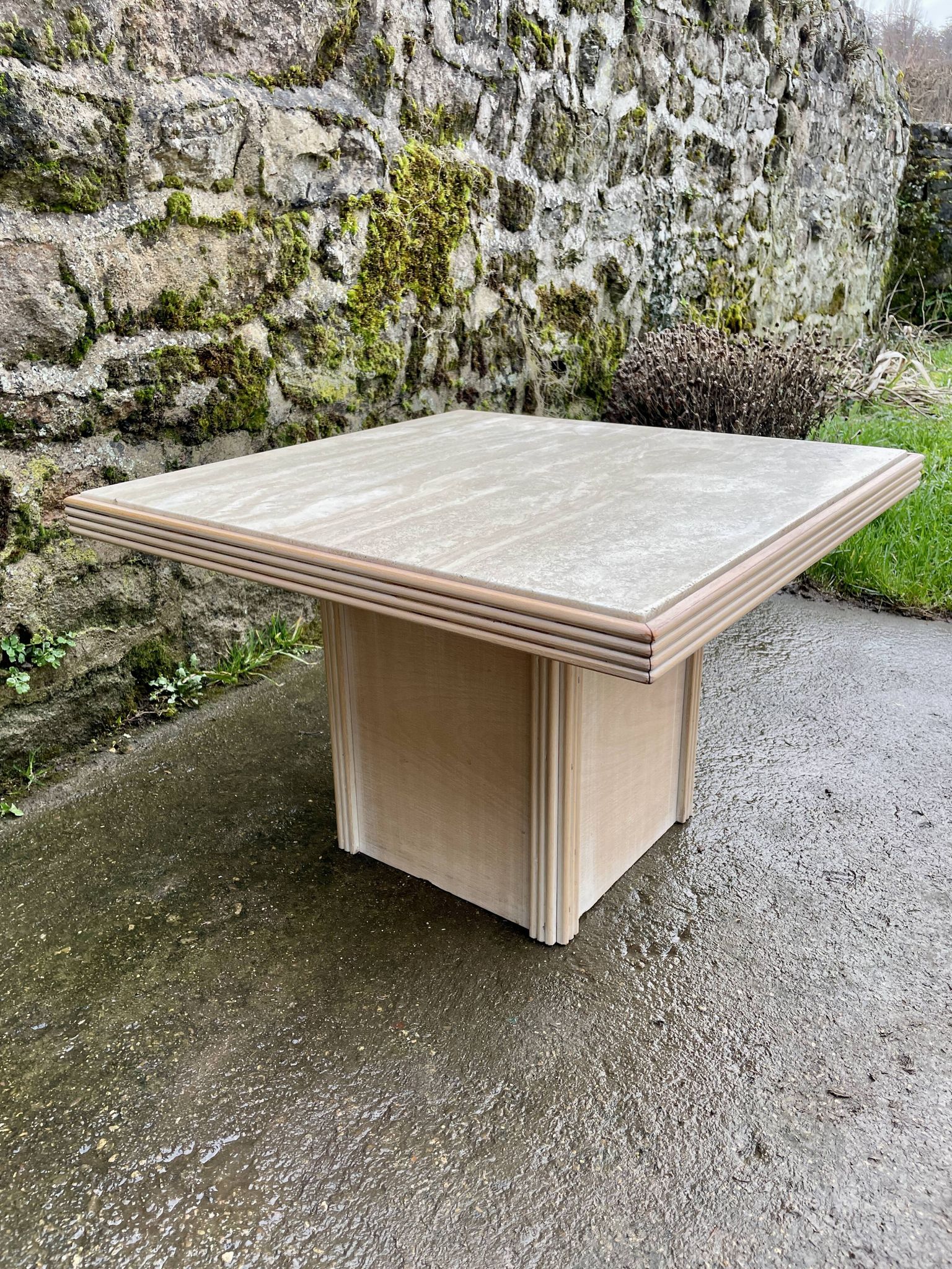 Table basse en travertin Roche Bobois 1980