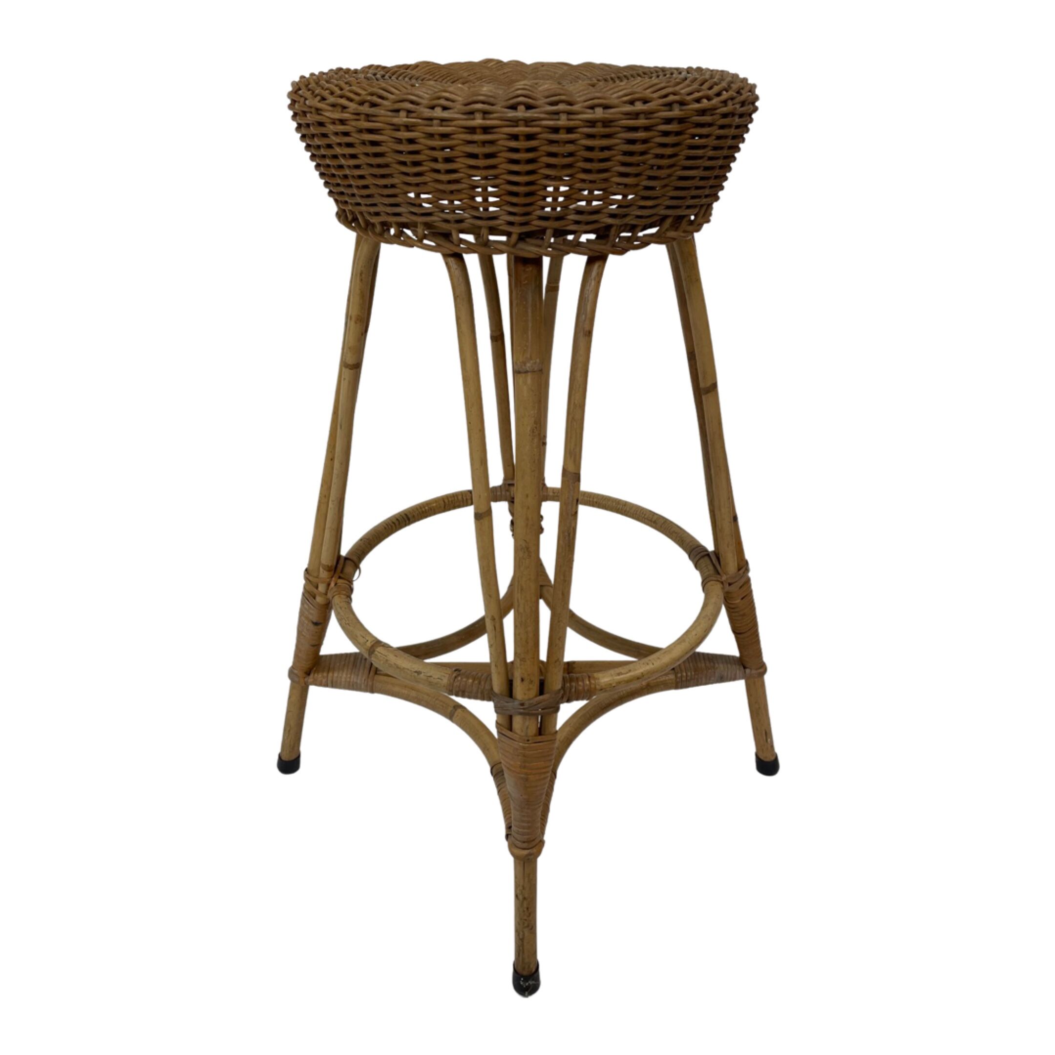 Tabouret vintage en rotin des années 60