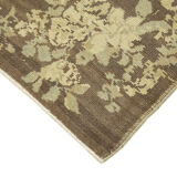 1970s Handwoven Decorative Anatolian Beige Carpet 131 cm x 195 cm