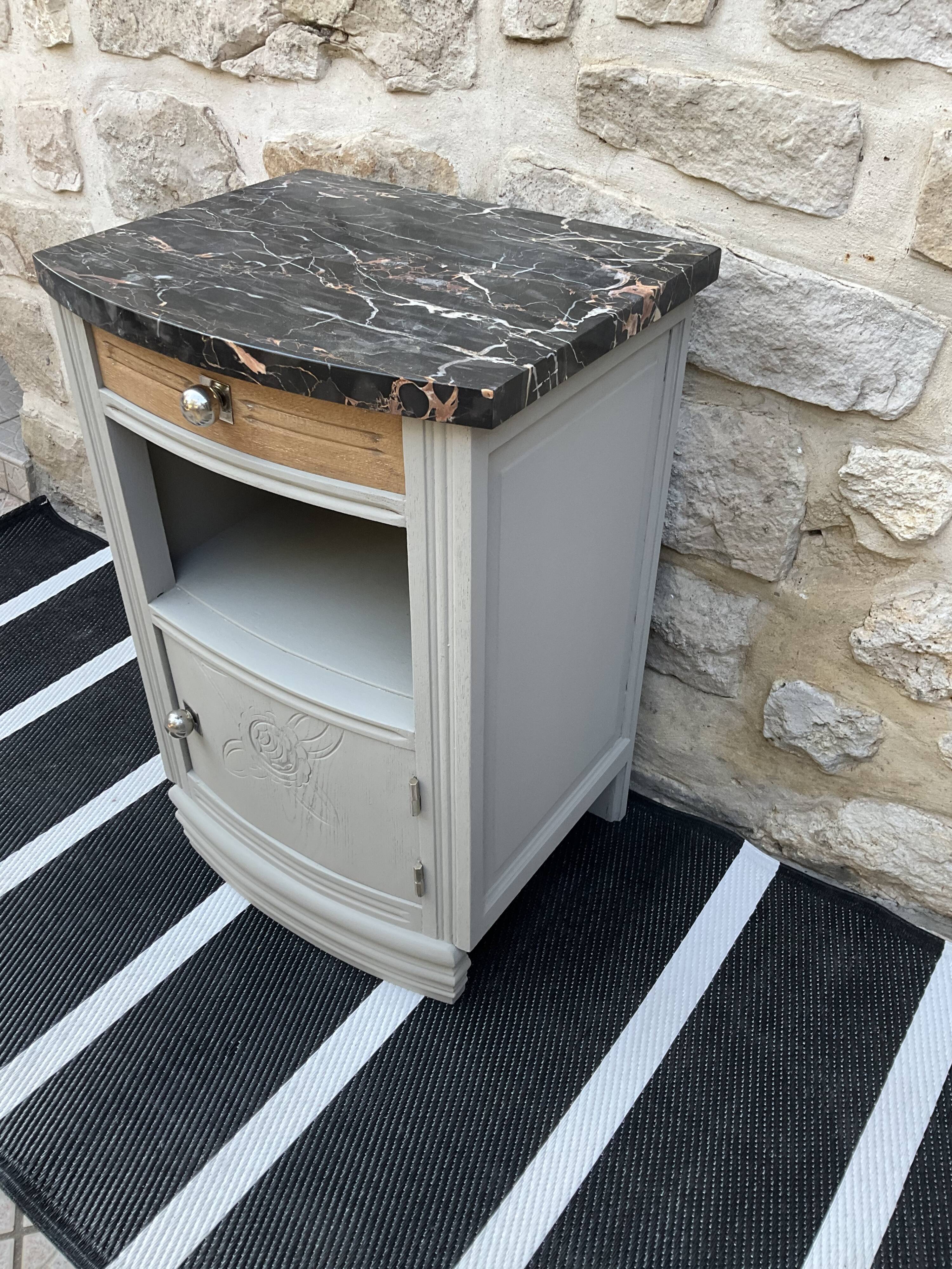 Bedside table