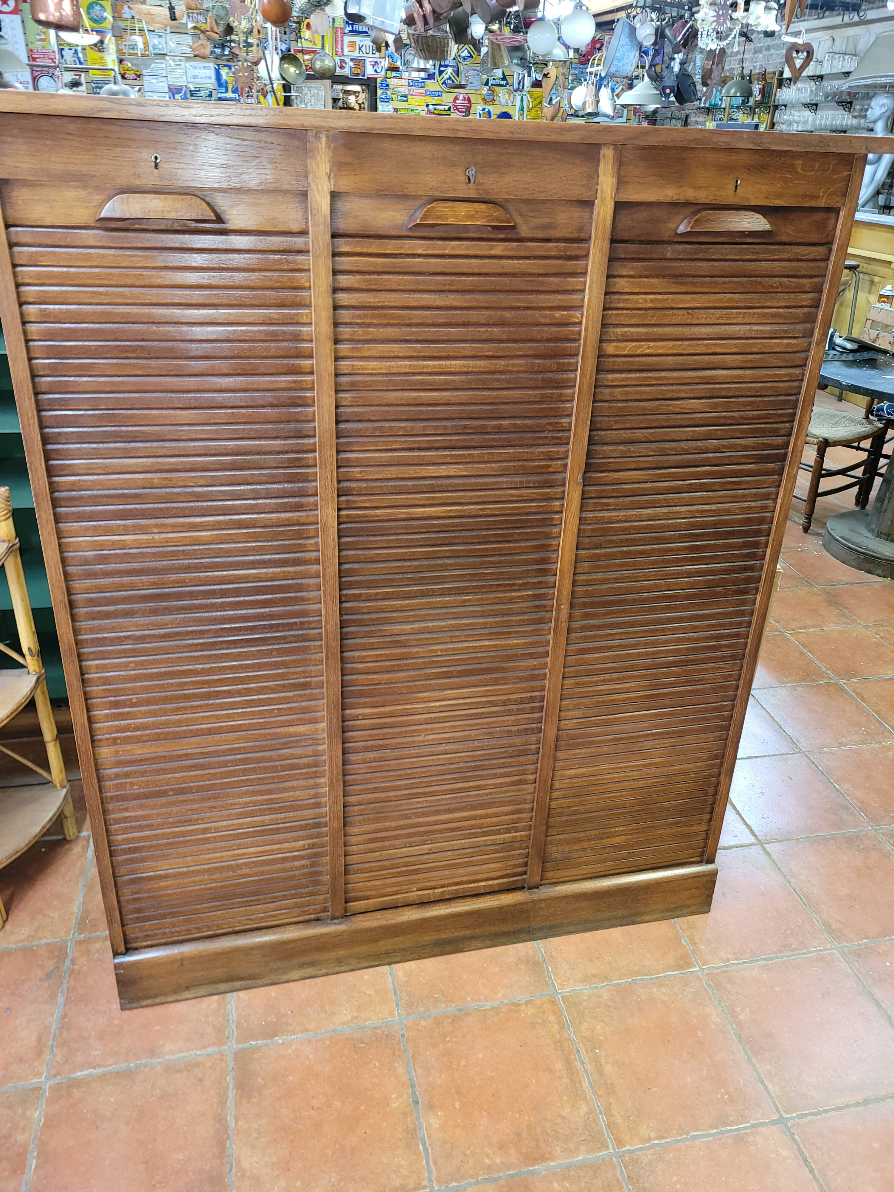 Solid oak triple curtain binder