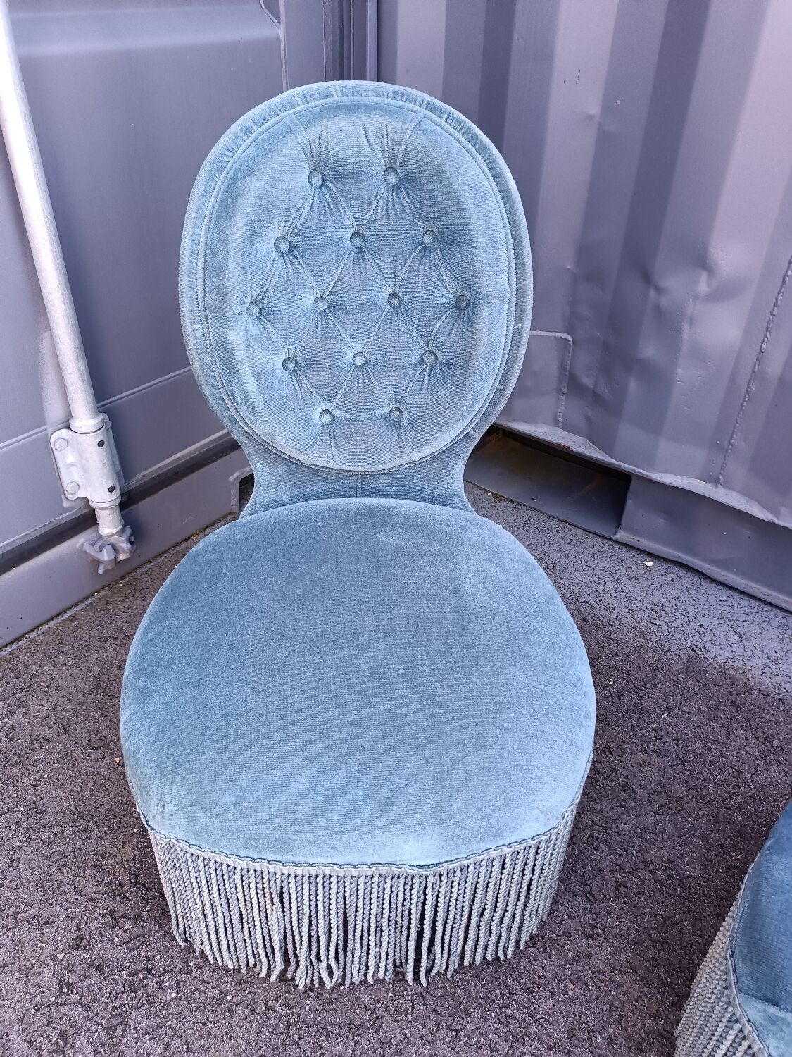 Paire de chauffeuses fauteuils anciens