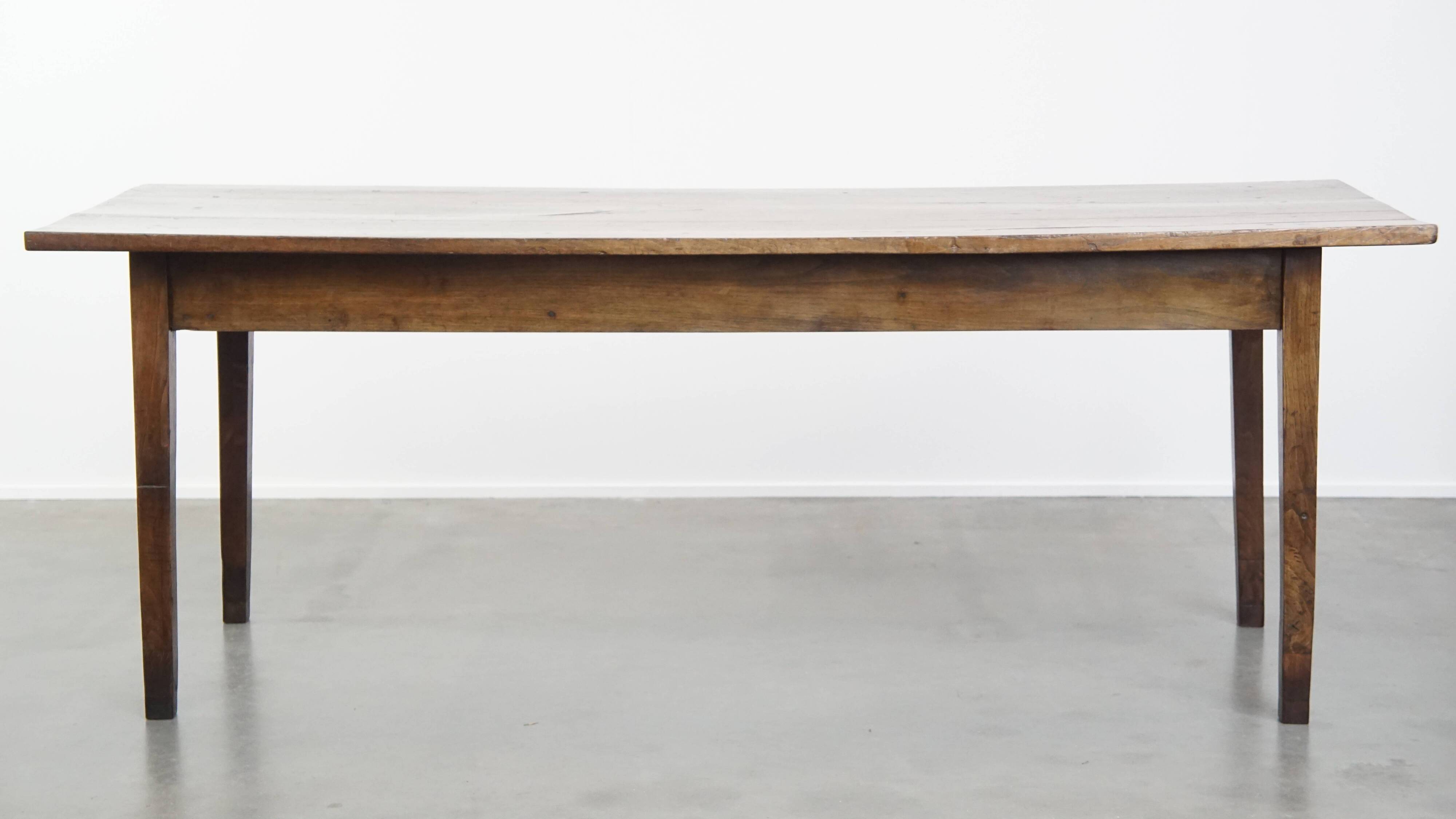 Antique Early 19th Century English 6-Person Dining Table with Walnut Top