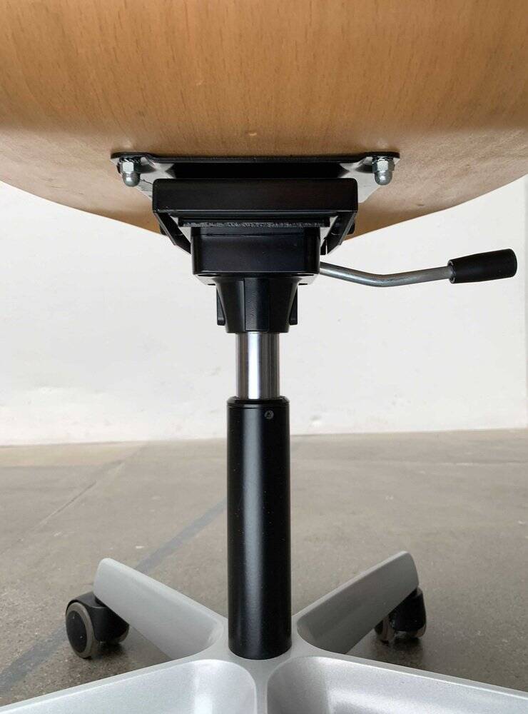 Pantomove swivel chair for children by Verner Panton for VS Möbel