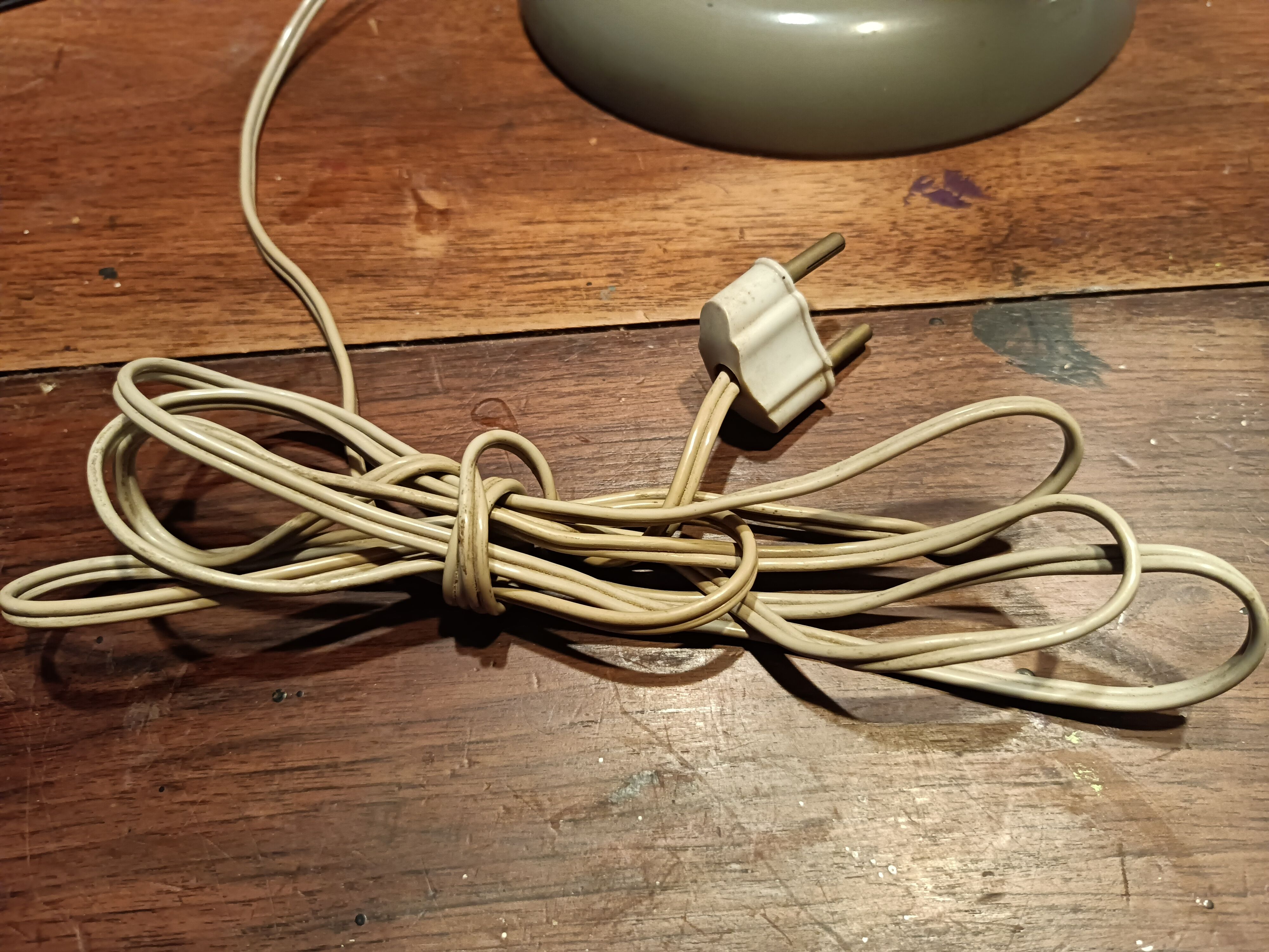 Old workshop lamp, articulated, very good condition, year 50