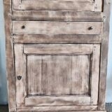 Wardrobe / standing man