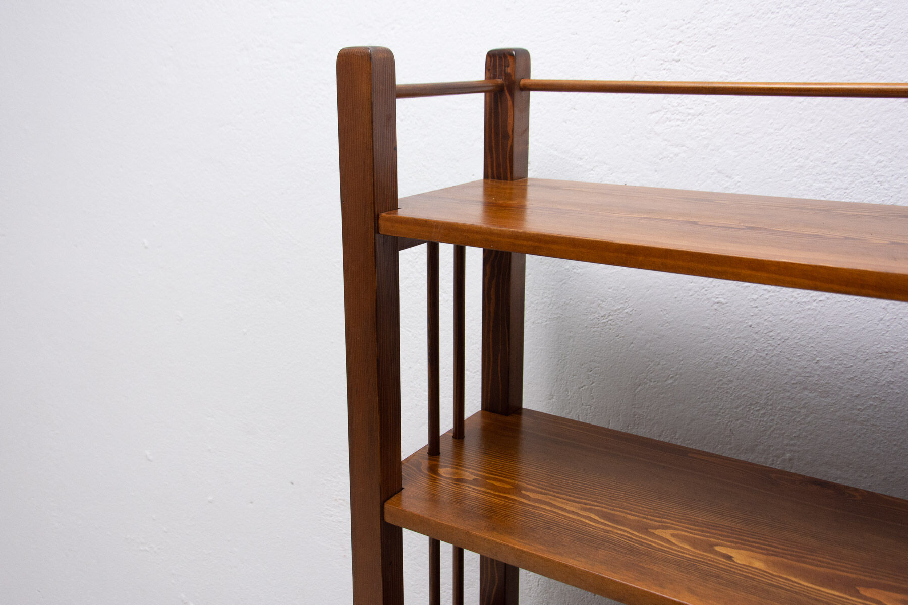 Larch wood bookcase, 1970´s, Czechoslovakia