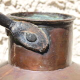 Ancient jar with oriental waters, end of 19th