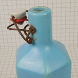 Bottle bottle in old enamelled sandstone