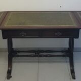 Bureau anglais à rabats et piètement en lyre
