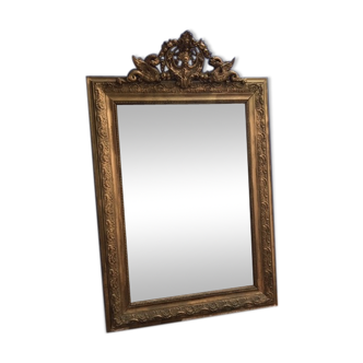 Mirror with 19th-century wooden and gilded stucco