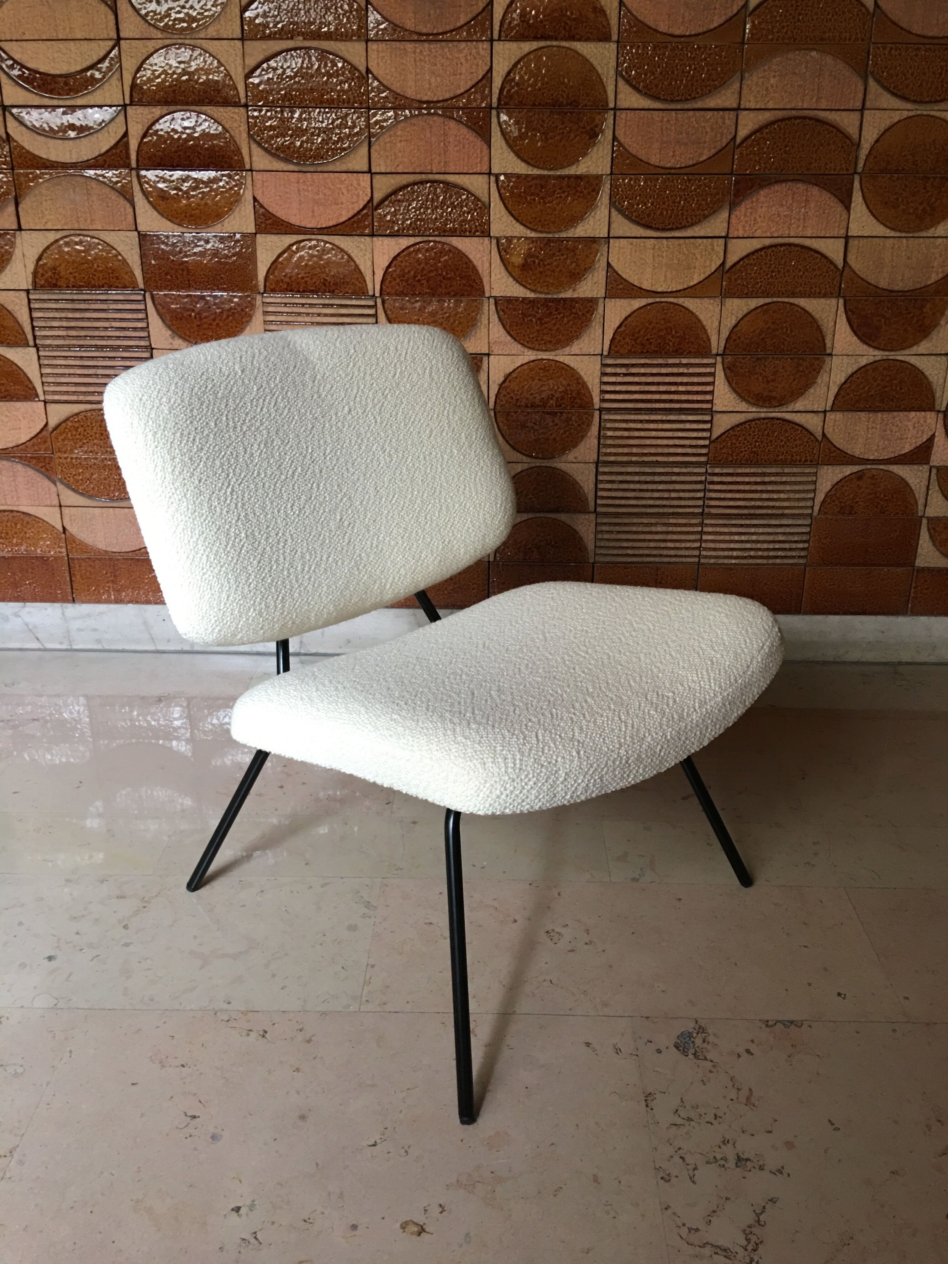 Pierre Paulin CM 190 heater for Thonet with Lelièvre fabric