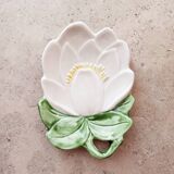 Nénuphar slip soap dish