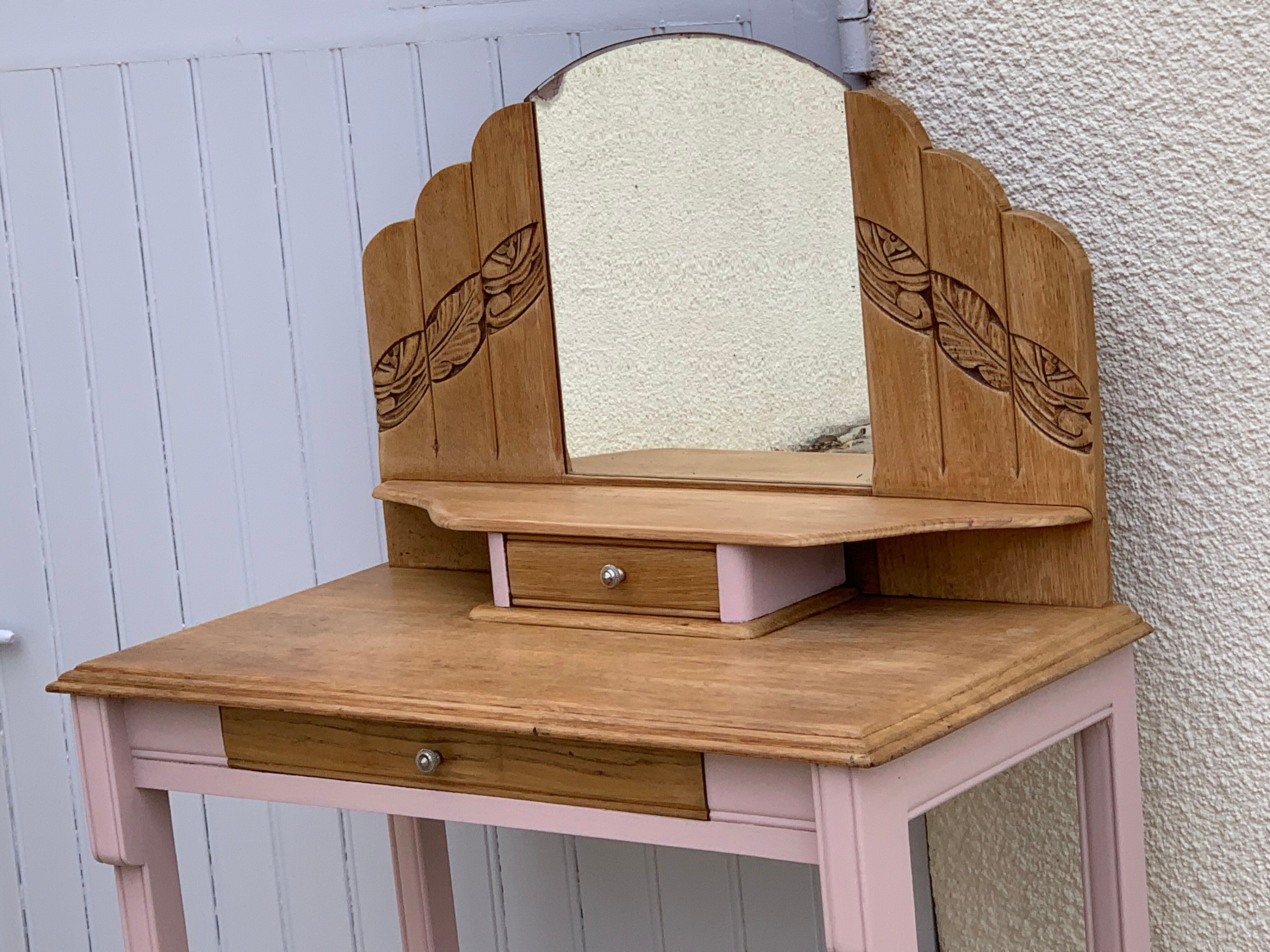 Art deco hairdresser, 1930s