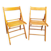 Set of 2 vintage wooden folding chairs