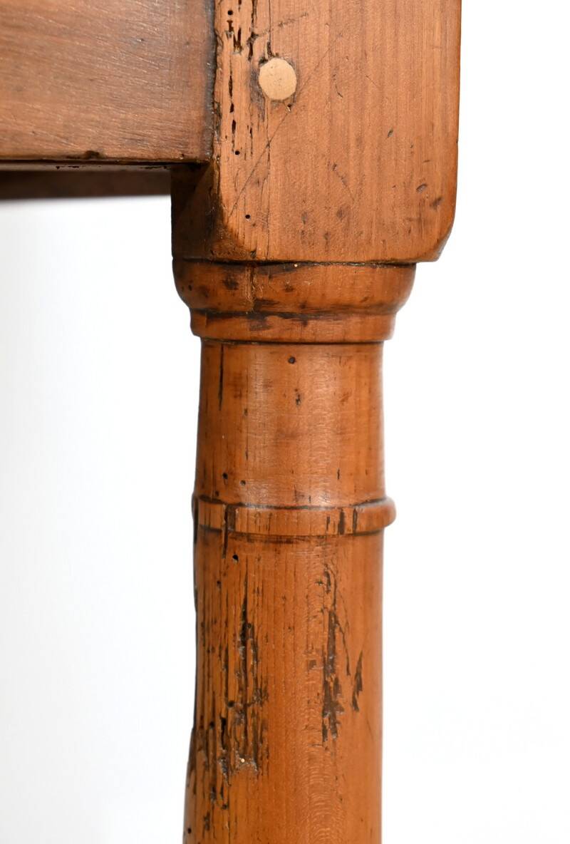 Property Farm Table in Cherry, Louis XIV style – Early 19th century