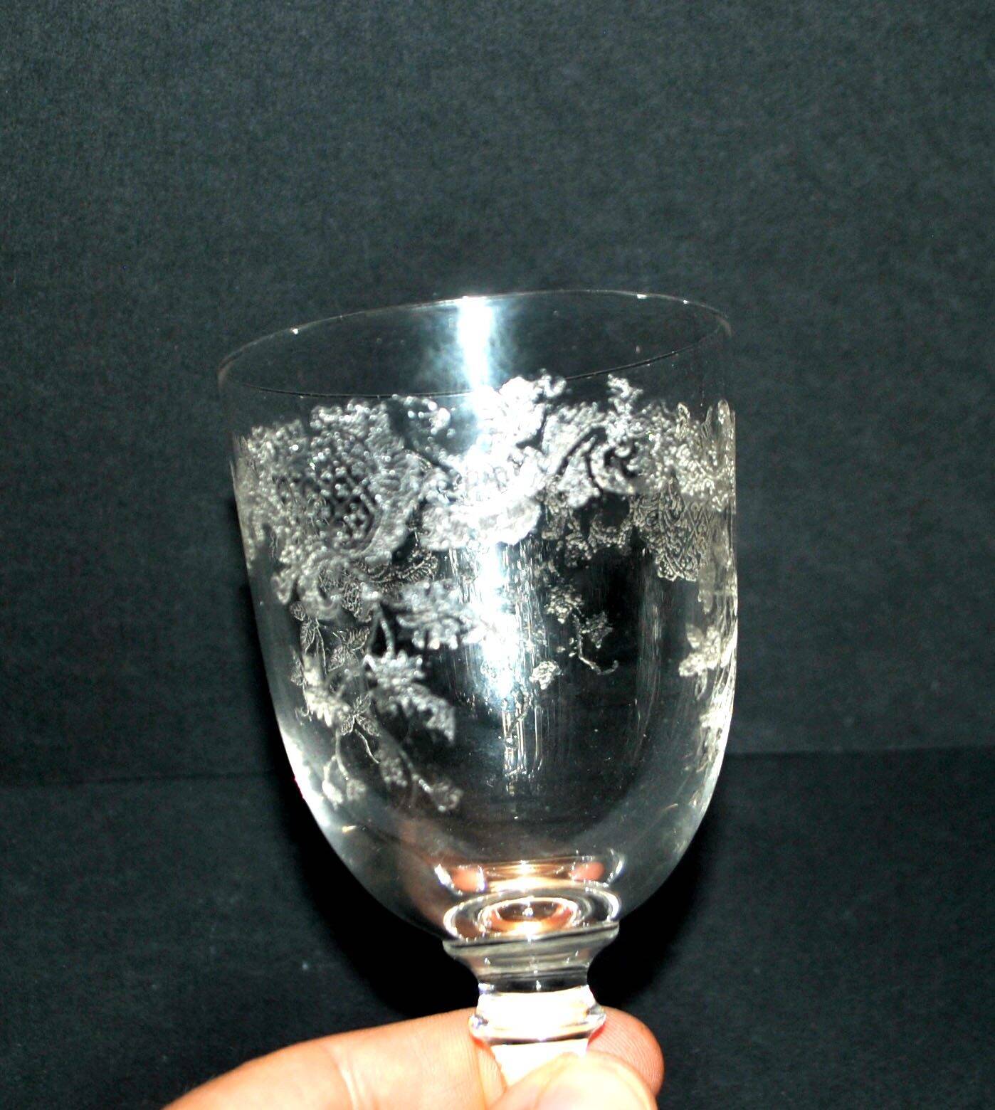 Saint-Louis set of 6 antique glasses with acid-etched rocaille and flower decoration 1920-30