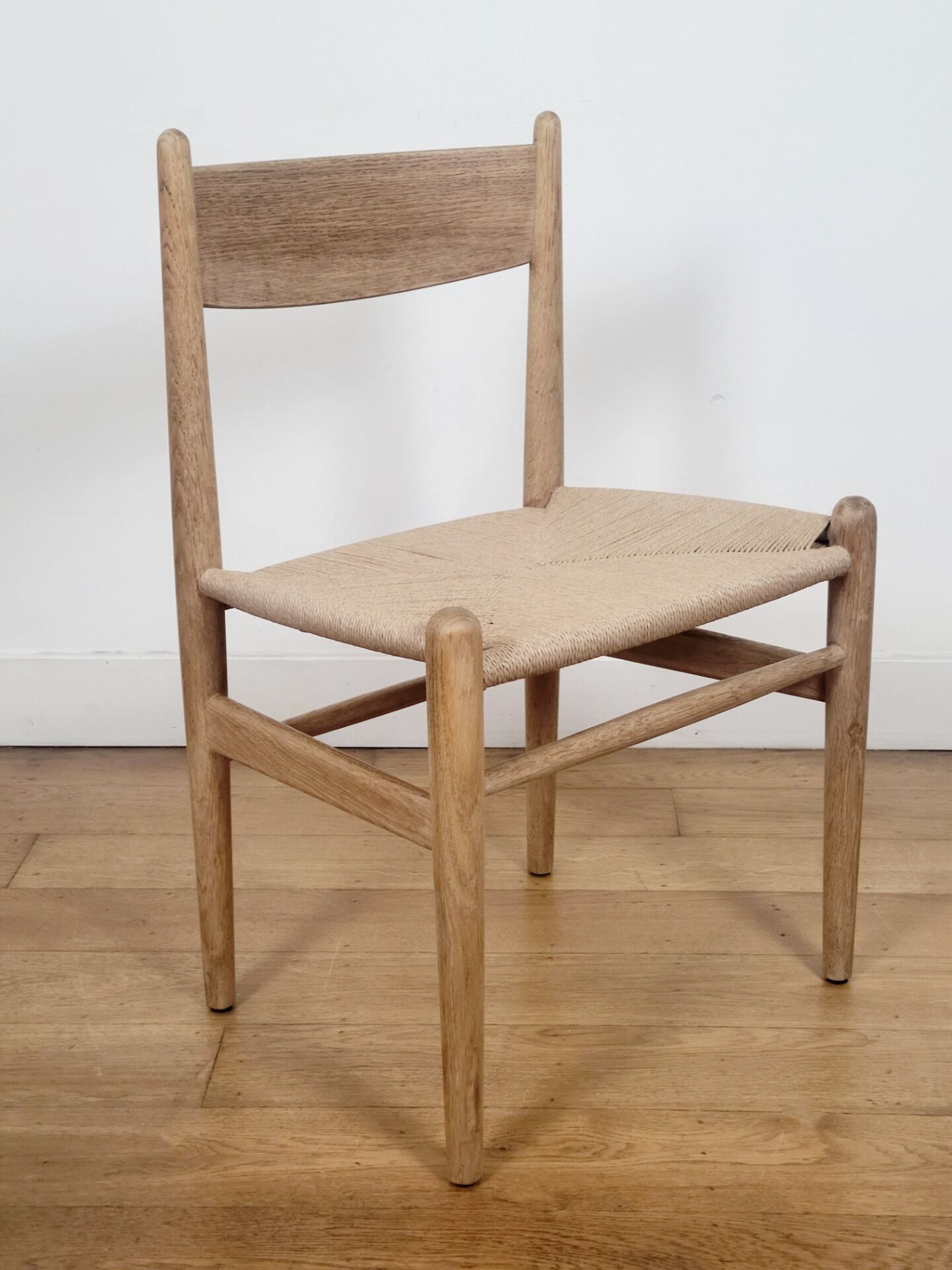 Set of 2 Hans J. Wegner CH36 dining chairs for Carl Hansen & Søn in solid oak