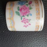 6 Chinese porcelain cups