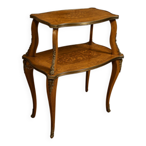 Table à thé a deux - plateaux