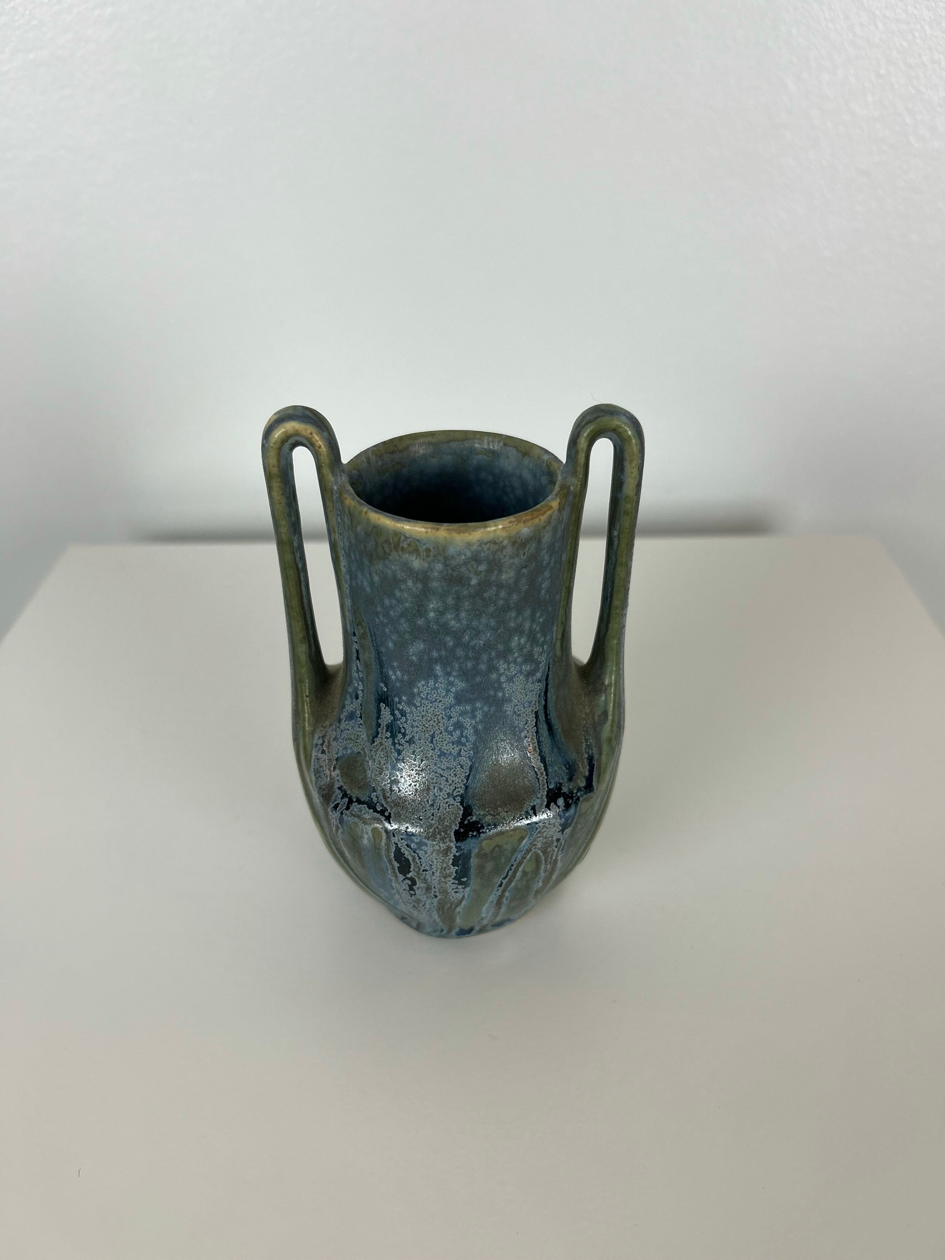 Vase en céramique et un petit vase Denbac en grès émaillé